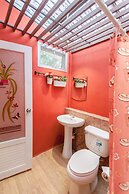 Varee Valley Resort and Restaurant