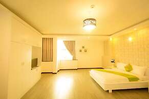 New Hotel & Apartment