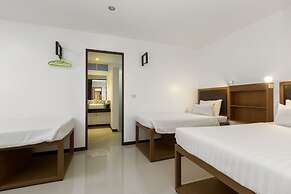 The Lantern Hostel and SPA