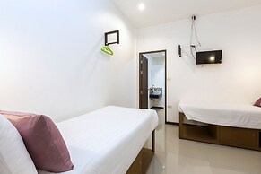 The Lantern Hostel and SPA