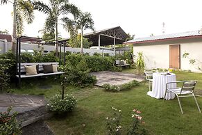 The Lantern Hostel and SPA