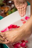 The Lantern Hostel and SPA