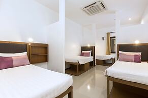 The Lantern Hostel and SPA