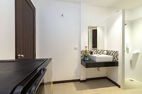 The Lantern Hostel and SPA