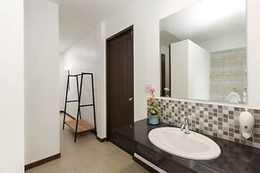 The Lantern Hostel and SPA