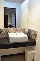 The Lantern Hostel and SPA