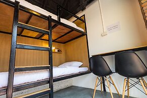 Z's Hostel at Tha Phae Gate