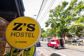 Z's Hostel at Tha Phae Gate