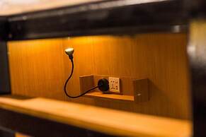 Z's Hostel at Tha Phae Gate