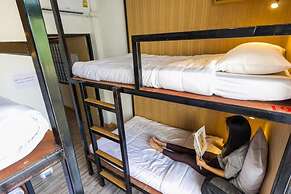 Z's Hostel at Tha Phae Gate