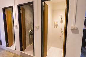 Z's Hostel at Tha Phae Gate