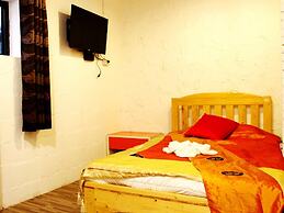 Z's Hostel at Tha Phae Gate