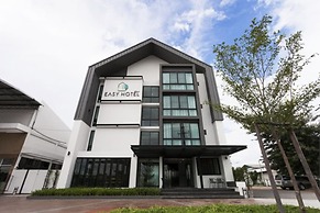 Easy Hotel