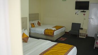 Hotel Dolphin
