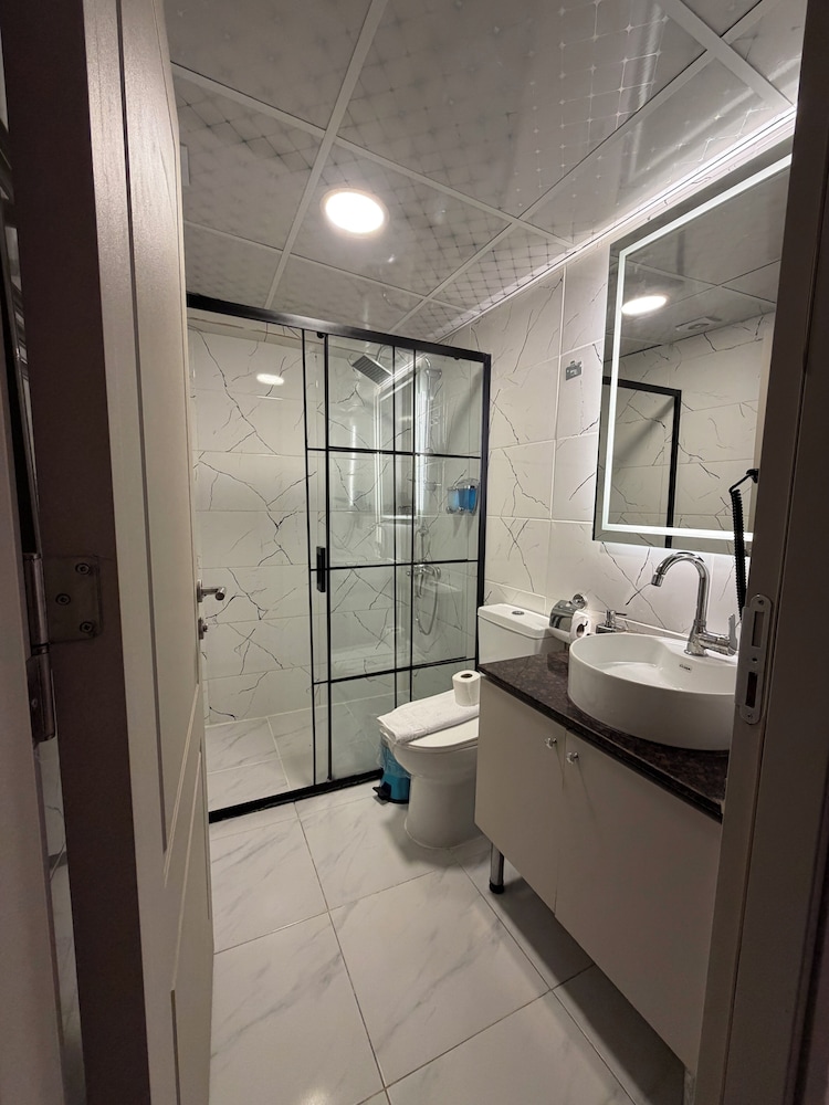 Taksim Peradise Hotel