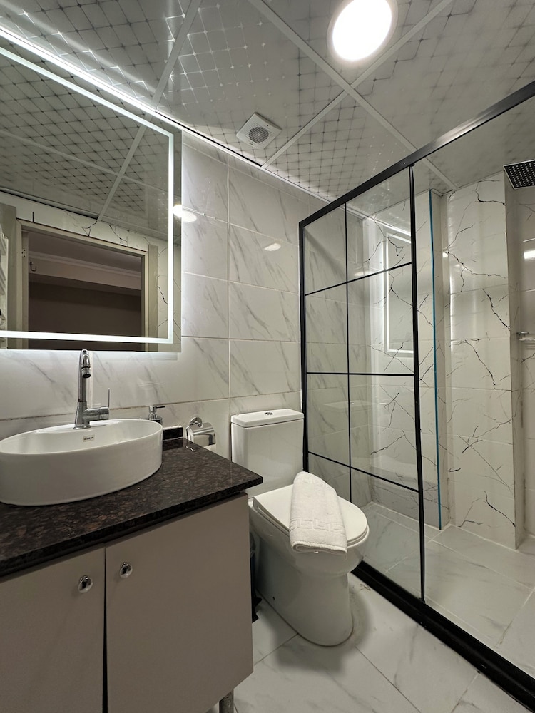 Taksim Peradise Hotel