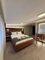 Taksim Peradise Hotel