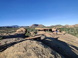 Ai Aiba - The Rockpainting Lodge