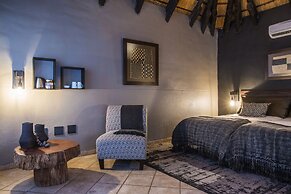 Ai Aiba - The Rockpainting Lodge