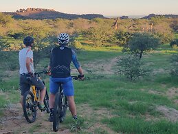 Ai Aiba - The Rockpainting Lodge