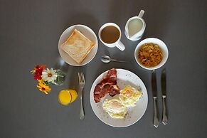 Angelica Guest House