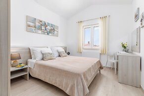 Villa Nina Apartments