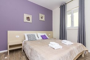 Villa Nina Apartments