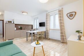 Villa Nina Apartments