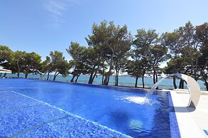 Hotel Villa Arausana & Antonina