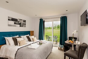 The Stratford Park Hotel & Golf Club