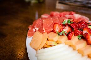 The Stratford Park Hotel & Golf Club