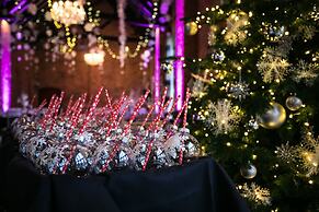 The Stratford Park Hotel & Golf Club