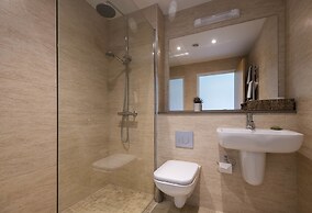 The Stratford Park Hotel & Golf Club