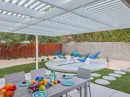 Club Retro in the Sun