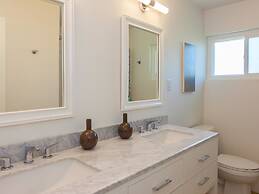 Club Retro in the Sun