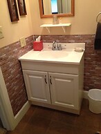 Monroe Street Suites