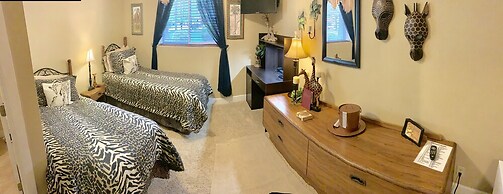 Monroe Street Suites