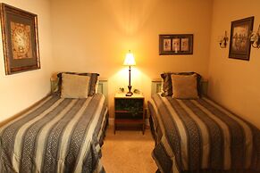 Monroe Street Suites