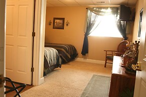 Monroe Street Suites