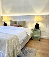 MONDRIAN Luxury Suites & Apartments Old Town Market Square