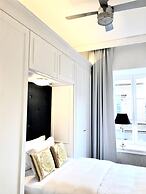 MONDRIAN Luxury Suites & Apartments Old Town Market Square