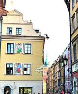 MONDRIAN Luxury Suites & Apartments Old Town Market Square