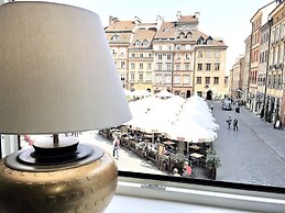 MONDRIAN Luxury Suites & Apartments Old Town Market Square