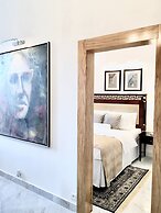 MONDRIAN Luxury Suites & Apartments Old Town Market Square