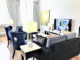 MONDRIAN Luxury Suites & Apartments Old Town Market Square