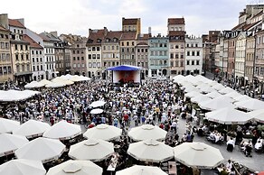 MONDRIAN Luxury Suites & Apartments Old Town Market Square