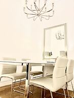 MONDRIAN Luxury Suites & Apartments Old Town Market Square