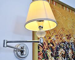 MONDRIAN Luxury Suites & Apartments Old Town Market Square