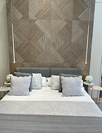 MONDRIAN Luxury Suites & Apartments Old Town Market Square