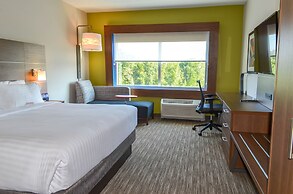 Holiday Inn Express & Suites Charlotte NE - University Area, an IHG Ho